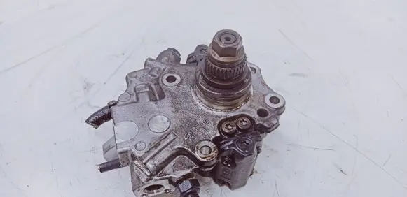 Mercedes-Benz E W212 Fuel injection high pressure pump A6510701201 28297640