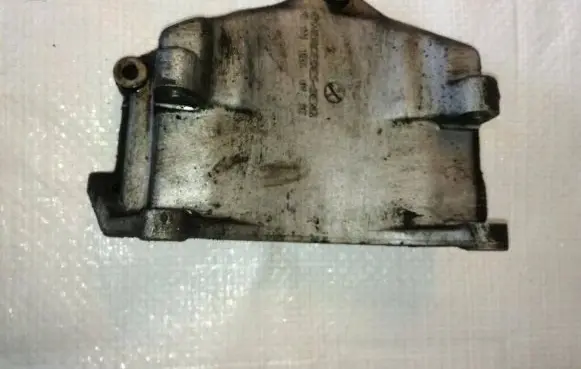Mercedes-Benz E W124 Engine mounting bracket 1111550135