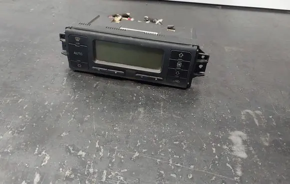 Seat Toledo II (1M) Climate control/heater control trim 1M0820043C 5HB00797801