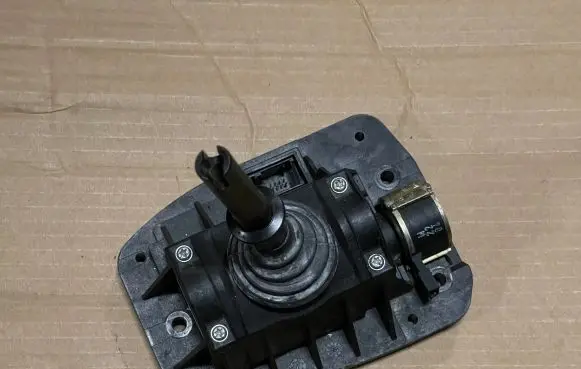 BMW M3 Gear selector 2282123 21032004 031117
