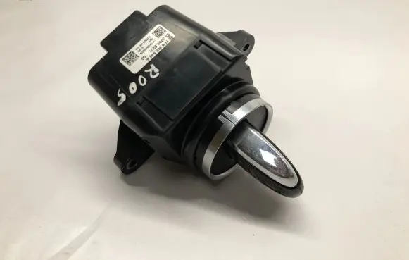 Volkswagen Touareg II Ignition lock 7P6905843A