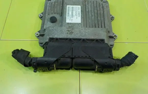 Ford Ka Engine control unit/module 51880751