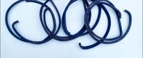 Mercedes-Benz E W124 Front door rubber seal 