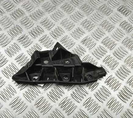 Audi Q7 4M Front bumper mounting bracket 4M0807284