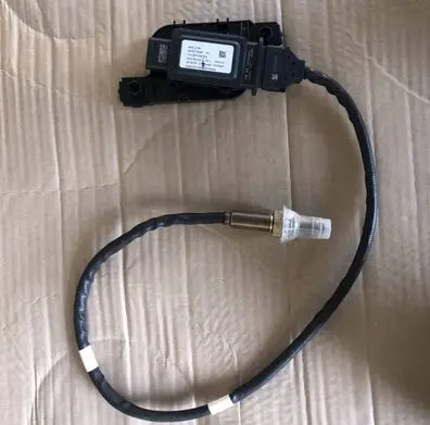 Volkswagen Golf VIII Lambda probe sensor V03825034RQ SNS2199 2503272048