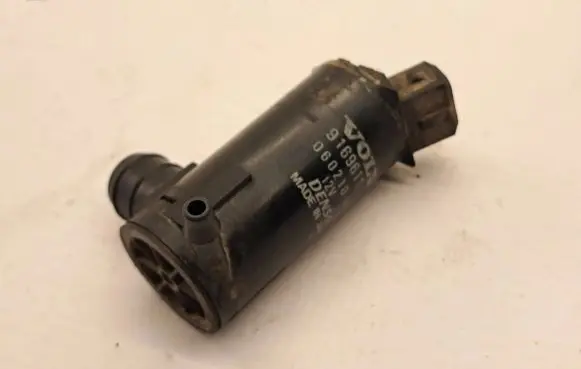Volvo S70 V70 V70 XC Windscreen/windshield washer pump 9169611 0602103950
