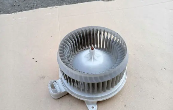 Lexus IS 220D-250-350 Heater fan/blower 2726000331