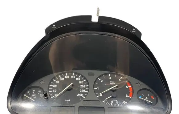 BMW 5 E39 Speedometer (instrument cluster) 6907018 62116907018