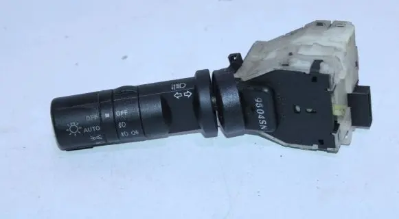 Nissan Qashqai Indicator stalk