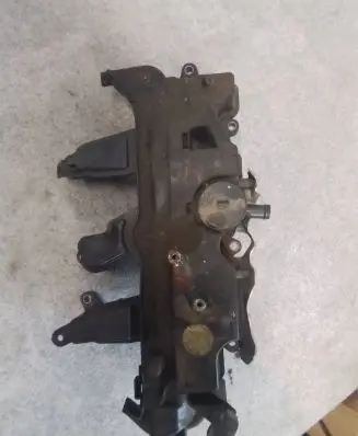 Renault Master III Rocker cam cover 118304798R
