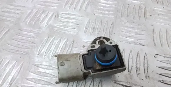 Volvo V50 Fuel pressure sensor 31272732