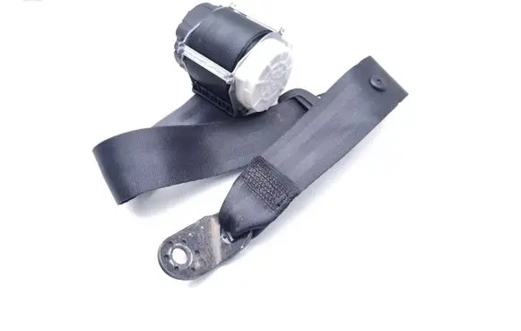 Skoda Fabia Mk3 (NJ) Rear seatbelt 3G0857737DE 6V0857447