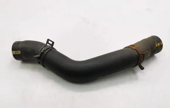 Mazda CX-7 Engine coolant pipe/hose