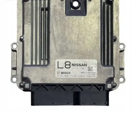 Nissan Qashqai Engine control unit/module 0281030779