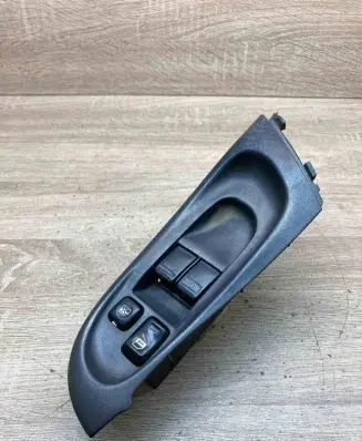 Nissan Almera N16 Electric window control switch 80961BM500