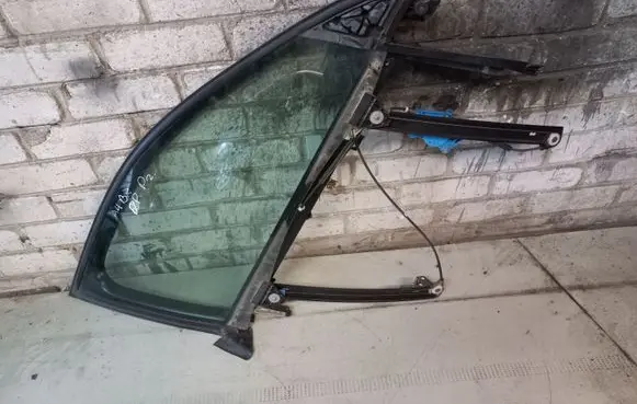 Audi A4 S4 B7 8E 8H Front window lifting mechanism without motor 8E0837462A