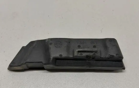 Volkswagen T-Roc Fender foam support/seal 2GA857389A