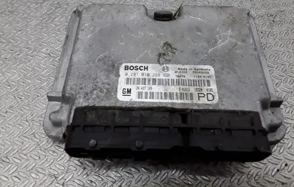 Opel Zafira A Engine control unit/module 0281010268