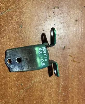 Chevrolet Matiz Front door upper hinge