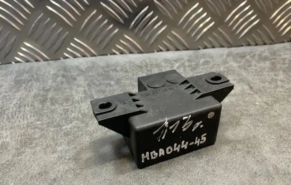 Mercedes-Benz E W211 Other relay A0025426419