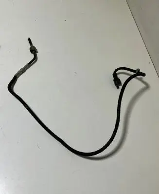 Mercedes-Benz B W246 W242 Exhaust gas temperature sensor A0009057004