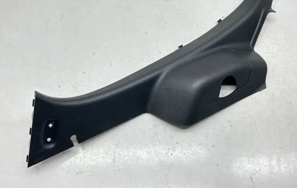 Nissan Pulsar Rear seat side bottom trim 849533ZL0A