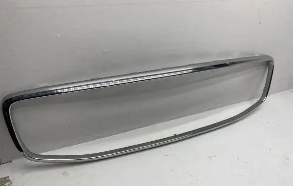 Volvo S90, V90 Front bumper upper radiator grill 31383519