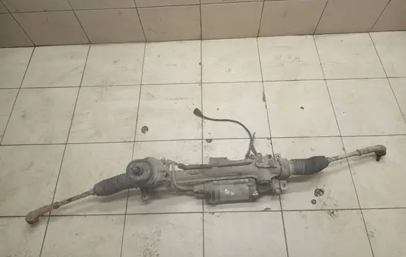 Volkswagen Touran I Steering rack 1K1423105