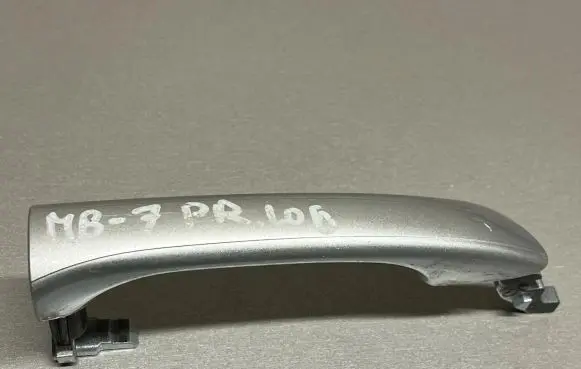 Mercedes-Benz C AMG W203 Front door exterior handle