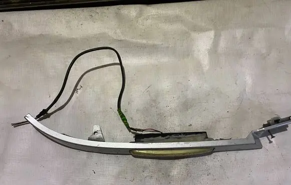 Mercedes-Benz ML W163 Under headlight/headlamp trim 1638260277 A1638260277
