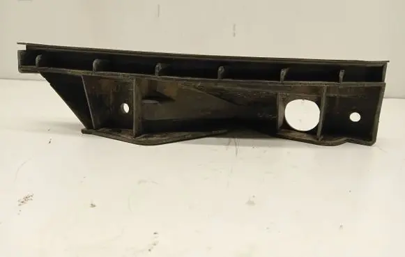Volkswagen Touran I Front bumper mounting bracket 1T0807889