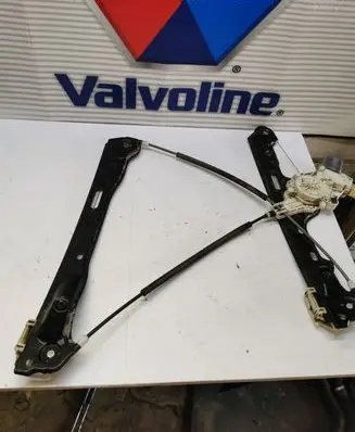 BMW 1 E81 E87 Sliding door window regulator with motor 7138466 7067796