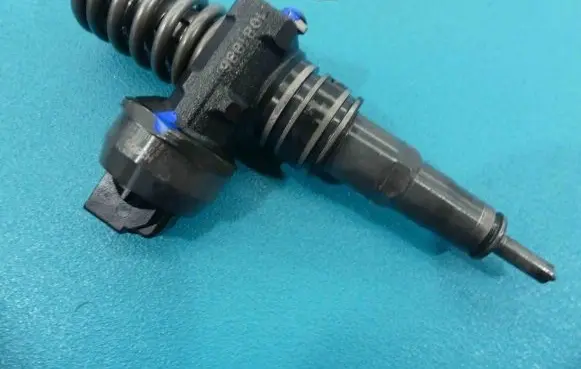 Seat Alhambra (Mk1) Fuel injector 0414720038 IMPRK1081886