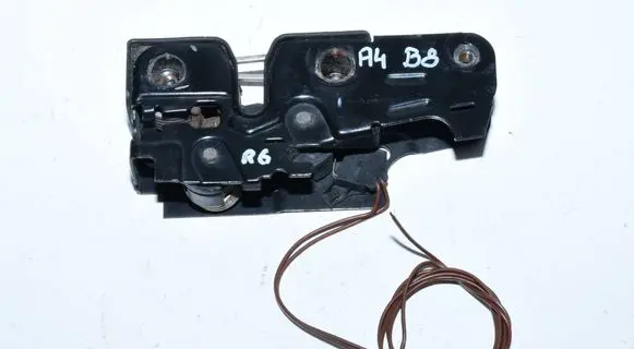 Audi A4 S4 B8 8K Engine bonnet/hood lock/catch 8K0823509G
