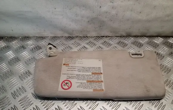 Subaru Legacy Sun visor