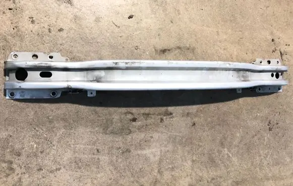 Volvo S80 Front bumper cross member 31217743