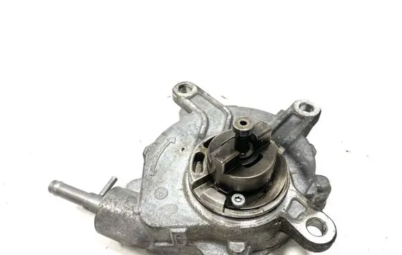 Toyota Avensis T270 Vacuum pump 06120883 9071