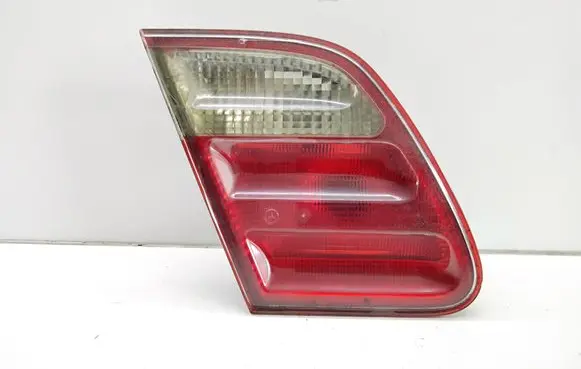 Mercedes-Benz E W210 Tailgate rear/tail lights A2108203764