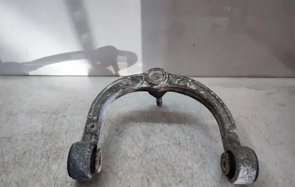 Mercedes-Benz ML W164 Front upper control arm/wishbone 