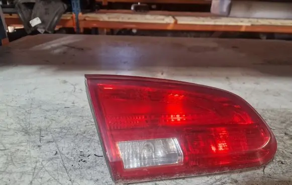 KIA Ceed Tailgate rear/tail lights 92403A20
