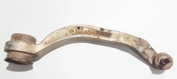 Audi A4 S4 B5 8D Front lower control arm/wishbone