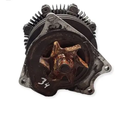 Mitsubishi Pajero Water pump