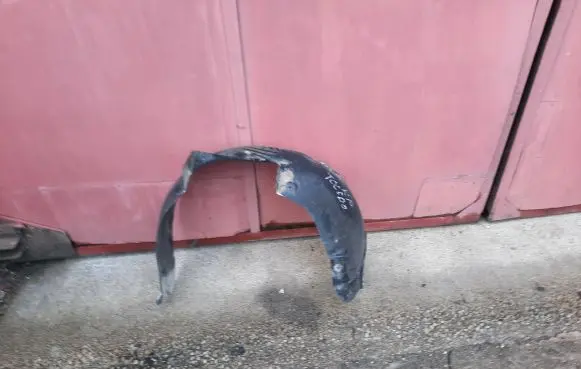 Seat Toledo II (1M) Front wheel arch liner splash guards 1M0809961B