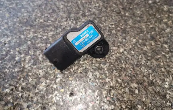 Ford Focus Air pressure sensor 0281002845