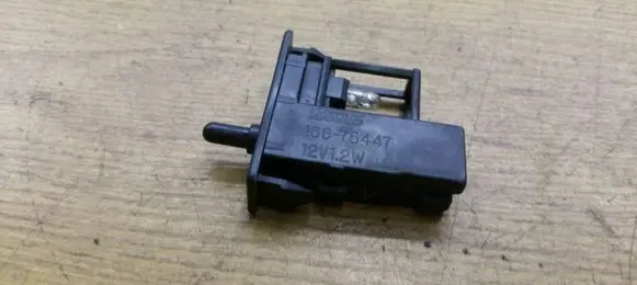 Lexus RX 300 Glove box light 8126033030