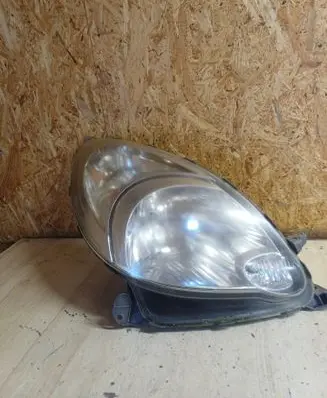 Toyota Yaris Verso Headlight/headlamp 20000102