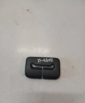 Volvo V70 Seat belt trim 30761353