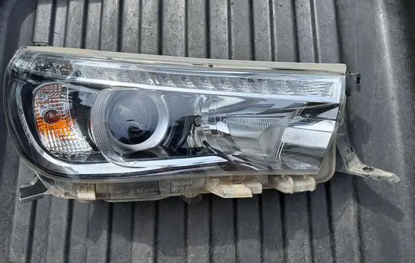 Headlight/headlamp