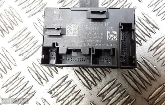 Skoda Octavia Mk3 (5E) Door control unit/module 5q4959393e