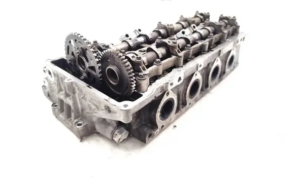 BMW 3 E90 E91 Engine head 7810465 7797511